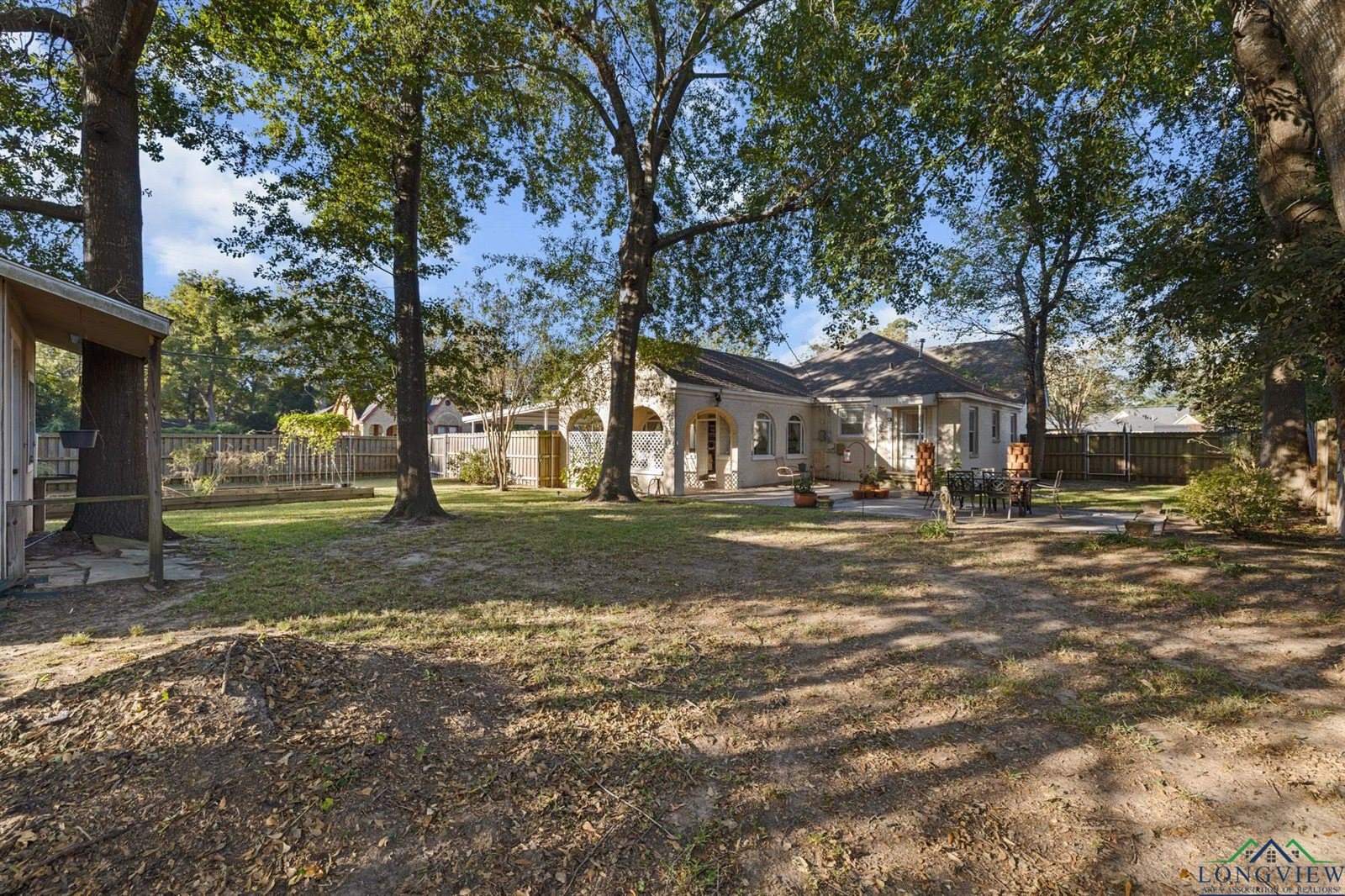 705 Mitchell, Gilmer, TX 75644