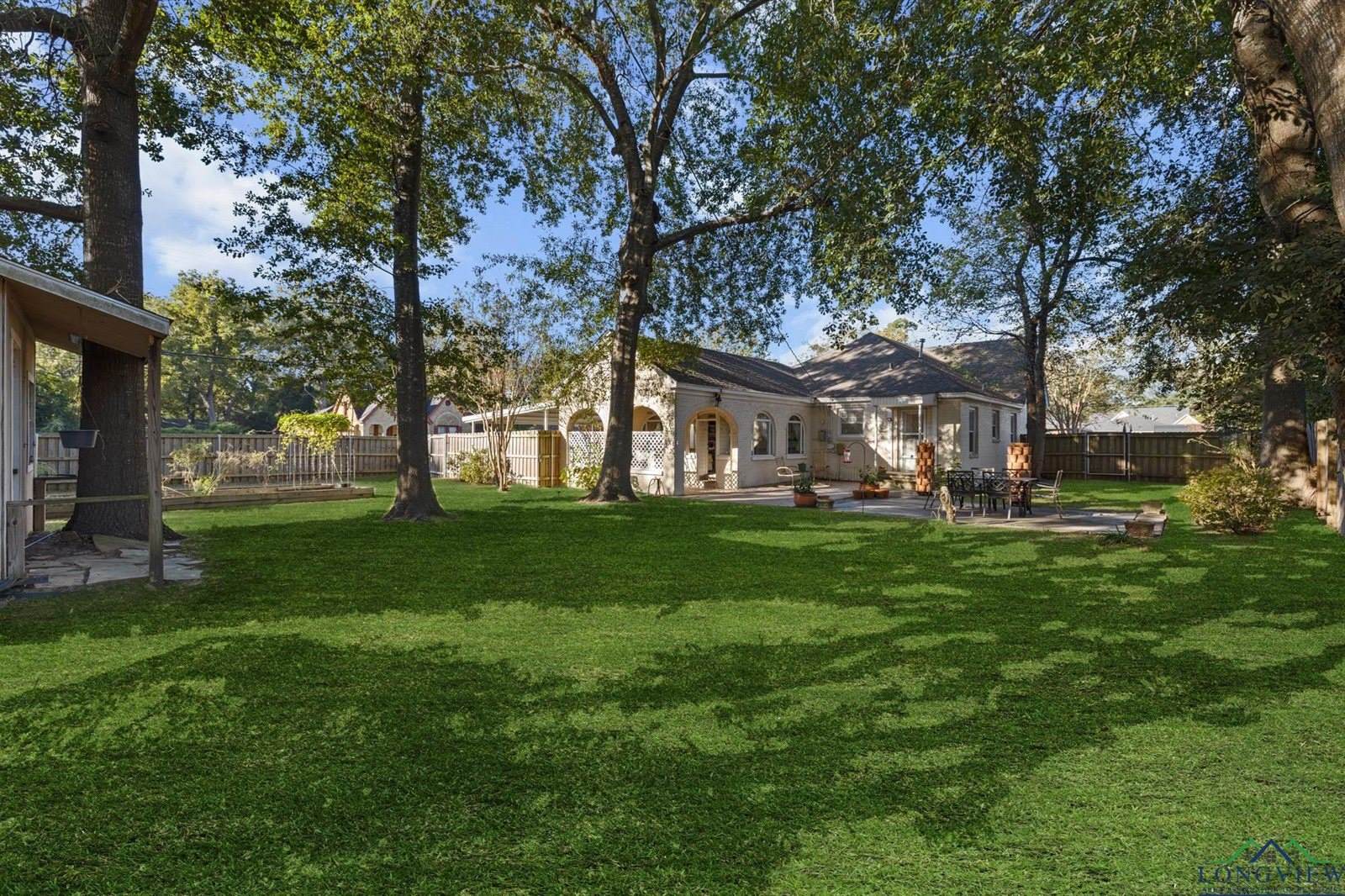 705 Mitchell, Gilmer, TX 75644