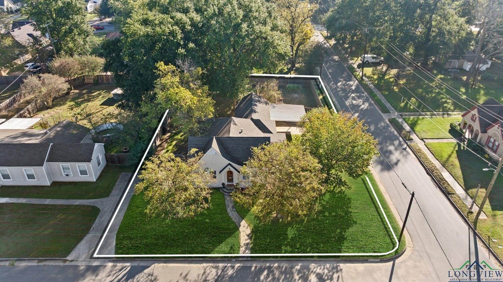 705 Mitchell, Gilmer, TX 75644