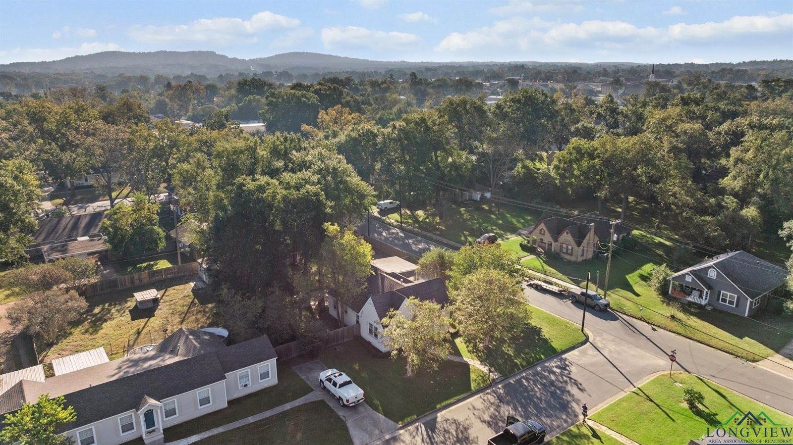 705 Mitchell, Gilmer, TX 75644