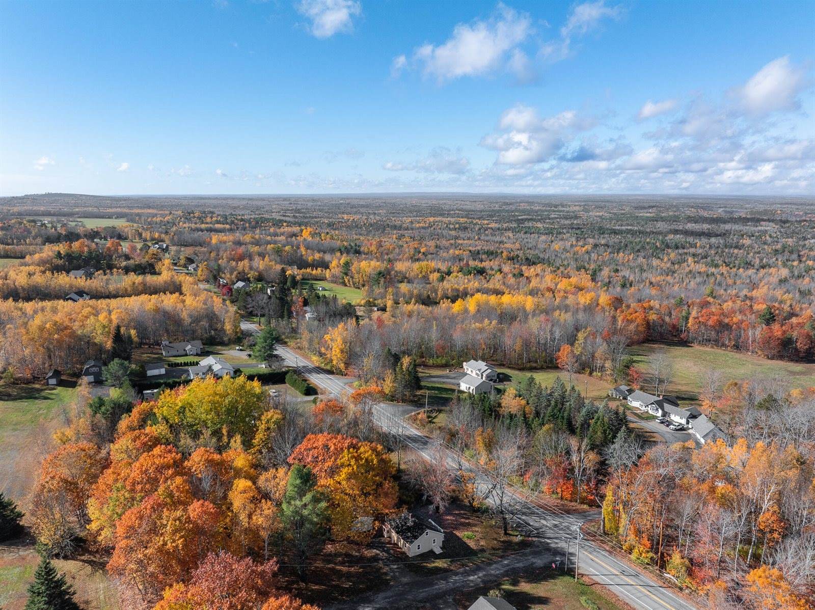 344 Enfield Road, Lincoln, ME 04457