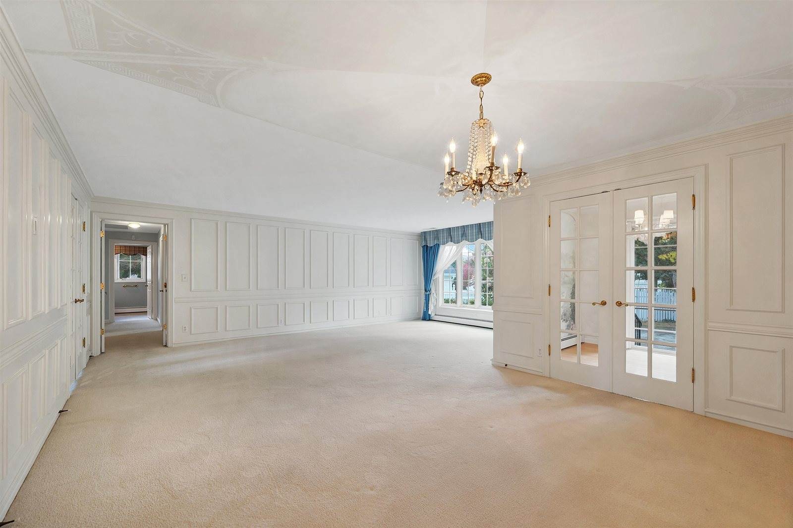 3253 Bitters Court, Green Bay, WI 54301