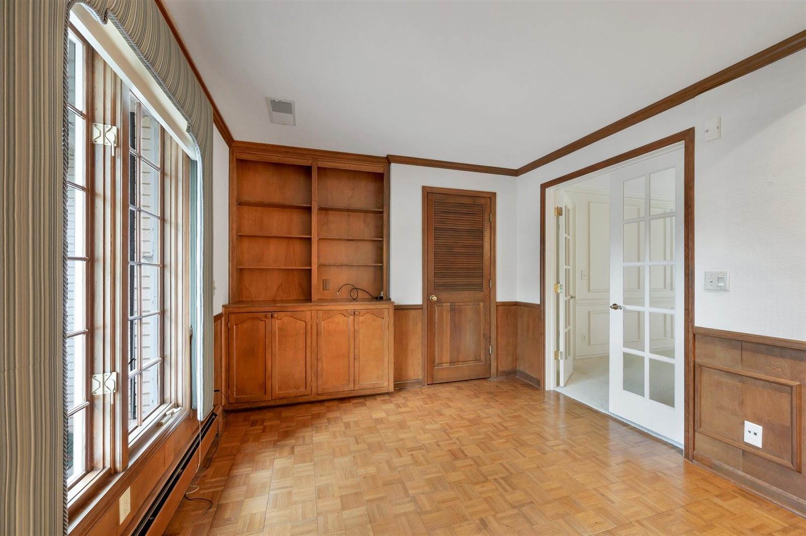 3253 Bitters Court, Green Bay, WI 54301