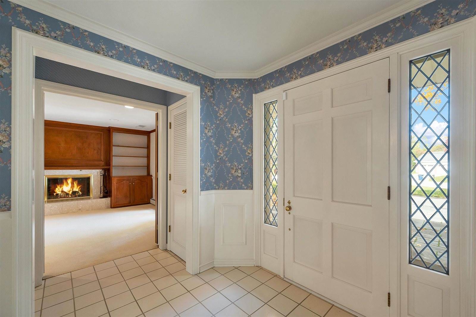 3253 Bitters Court, Green Bay, WI 54301