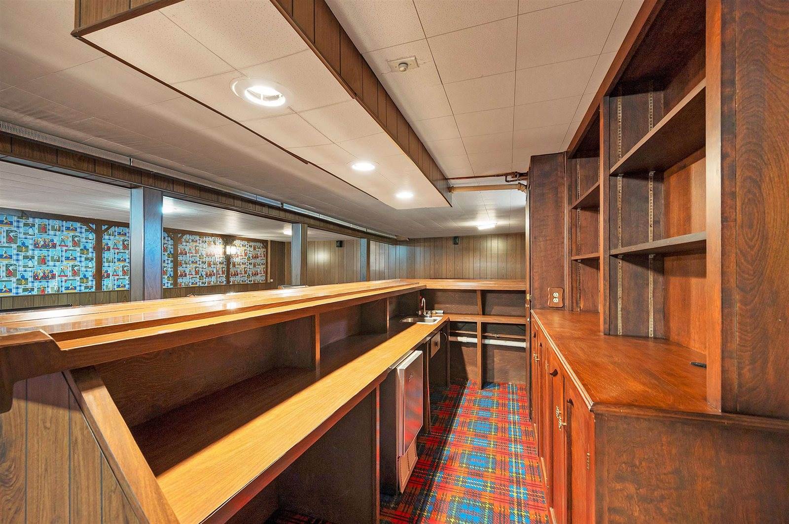 3253 Bitters Court, Green Bay, WI 54301