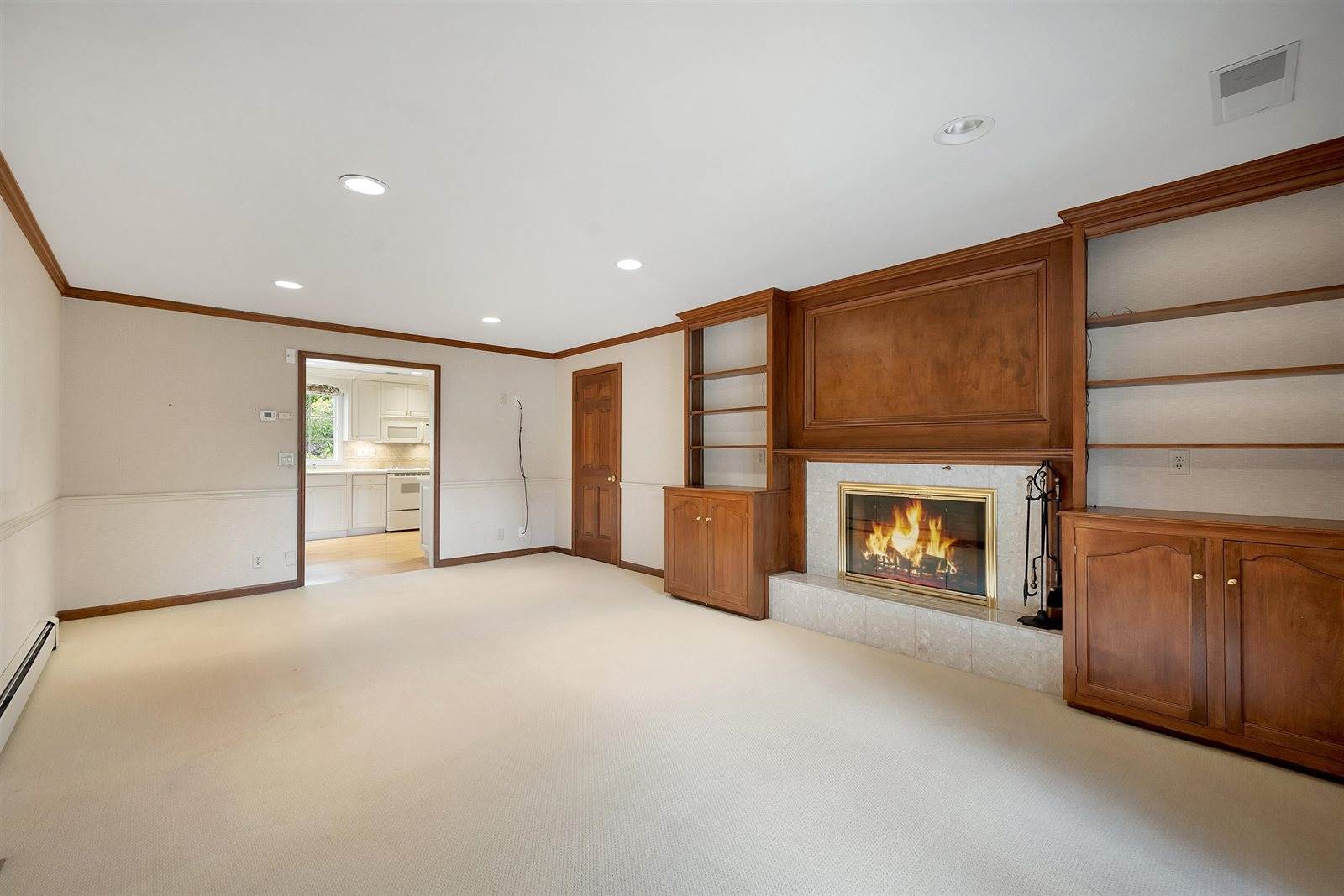 3253 Bitters Court, Green Bay, WI 54301