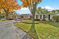 3253 Bitters Court, Green Bay, WI 54301