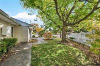 3253 Bitters Court, Green Bay, WI 54301