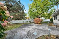 3253 Bitters Court, Green Bay, WI 54301