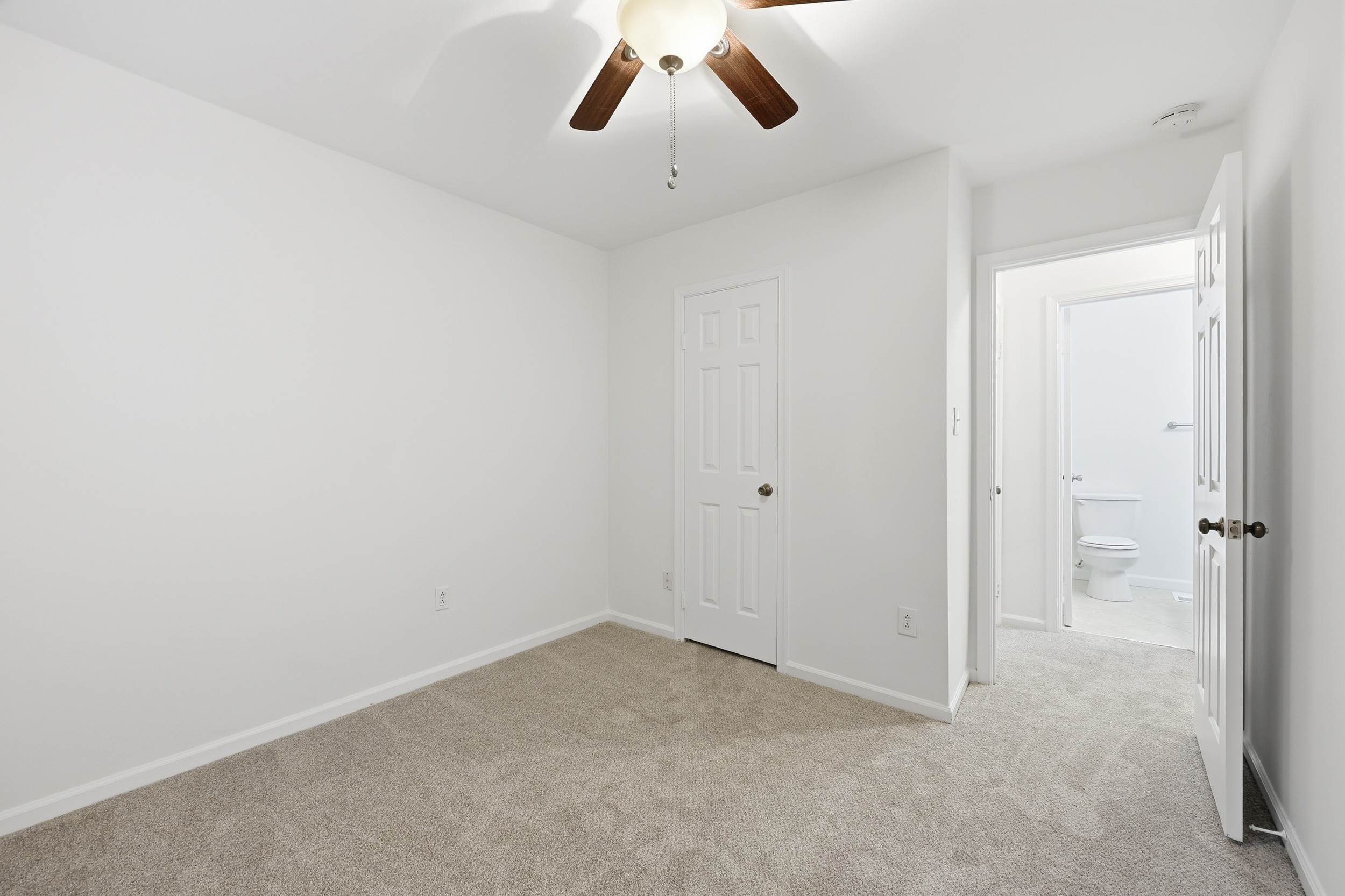 4512 Marlwood Way, Virginia Beach, VA 23462