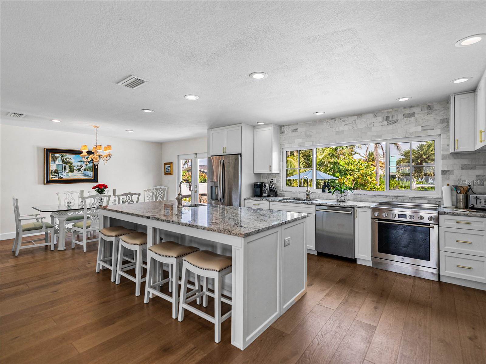 829 59TH Avenue, Saint Pete Beach, FL 33706