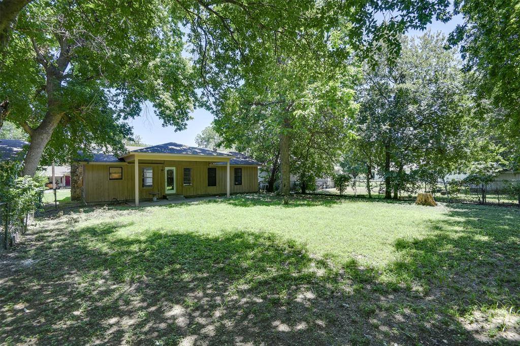 607 North Wood Street, Cleburne, TX 76033