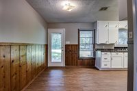 607 North Wood Street, Cleburne, TX 76033