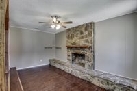 607 North Wood Street, Cleburne, TX 76033