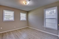 607 North Wood Street, Cleburne, TX 76033