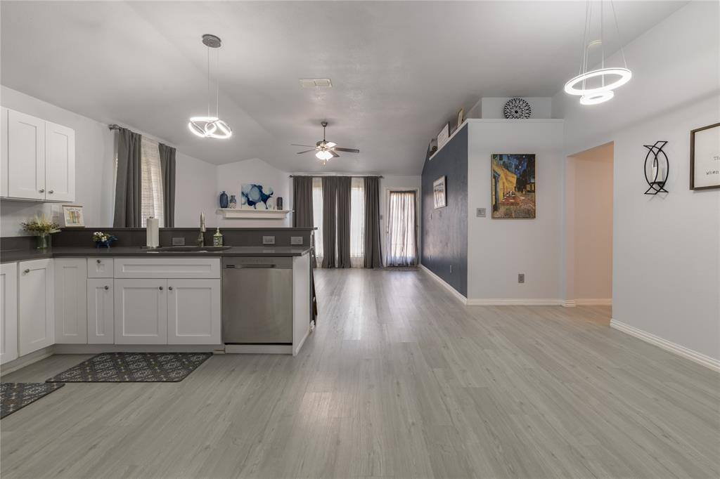 7313 Diamond Springs Trail, Fort Worth, TX 76123