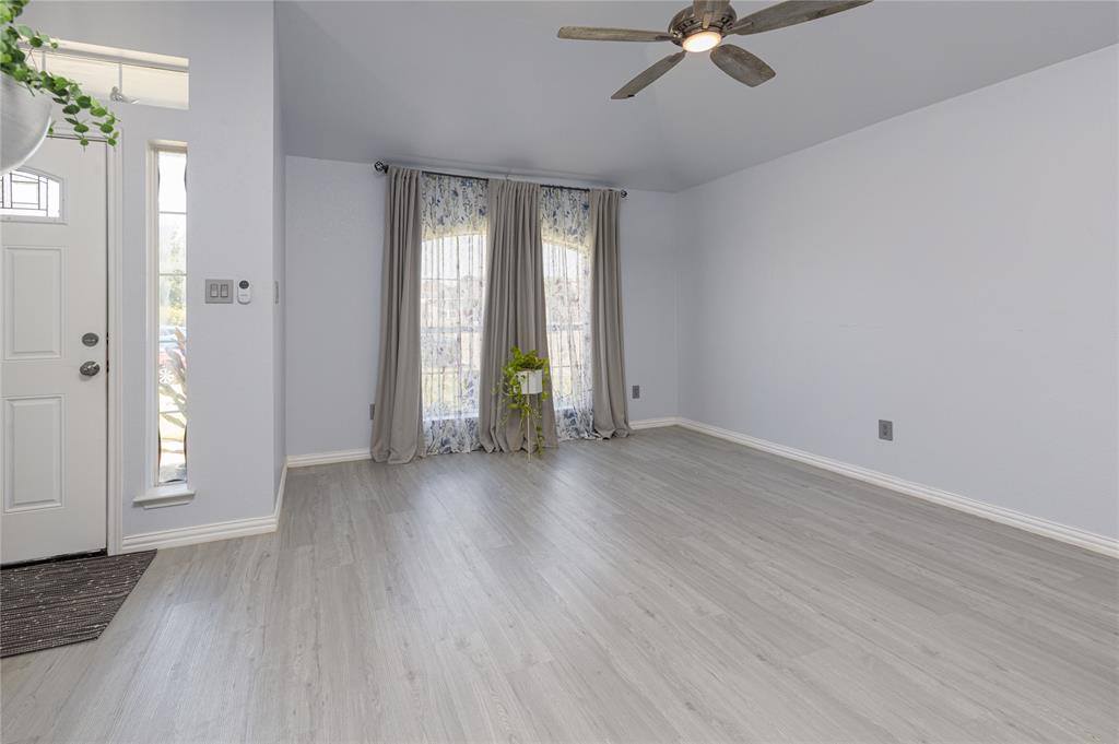 7313 Diamond Springs Trail, Fort Worth, TX 76123