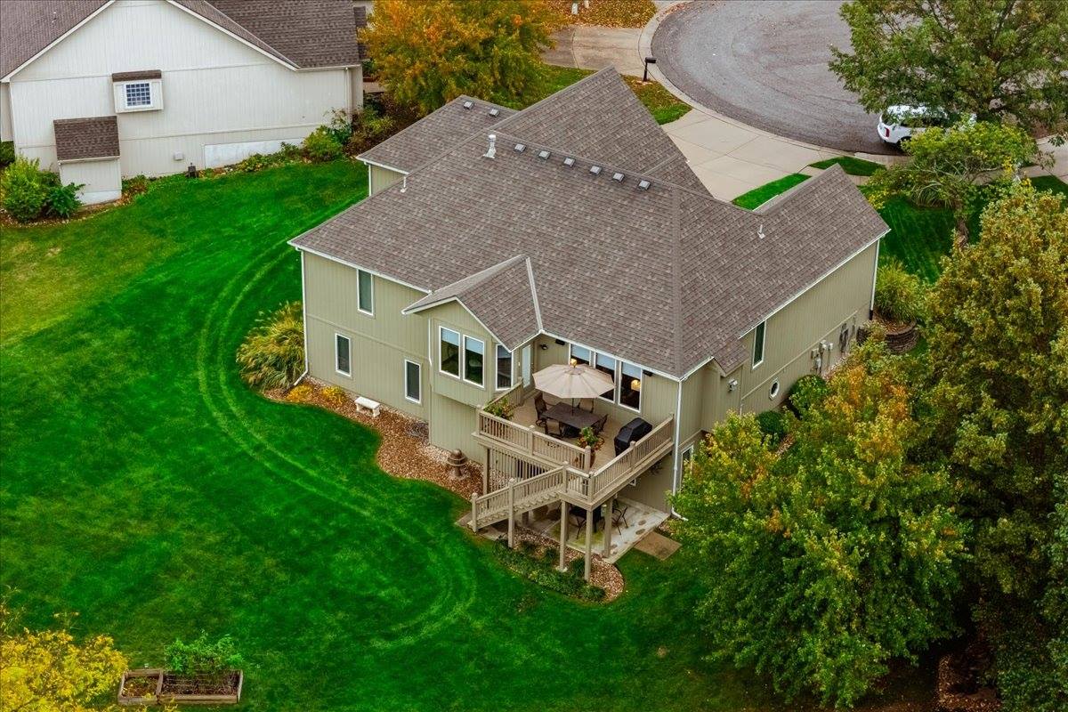 20802 W 102nd St, Lenexa, KS 66220