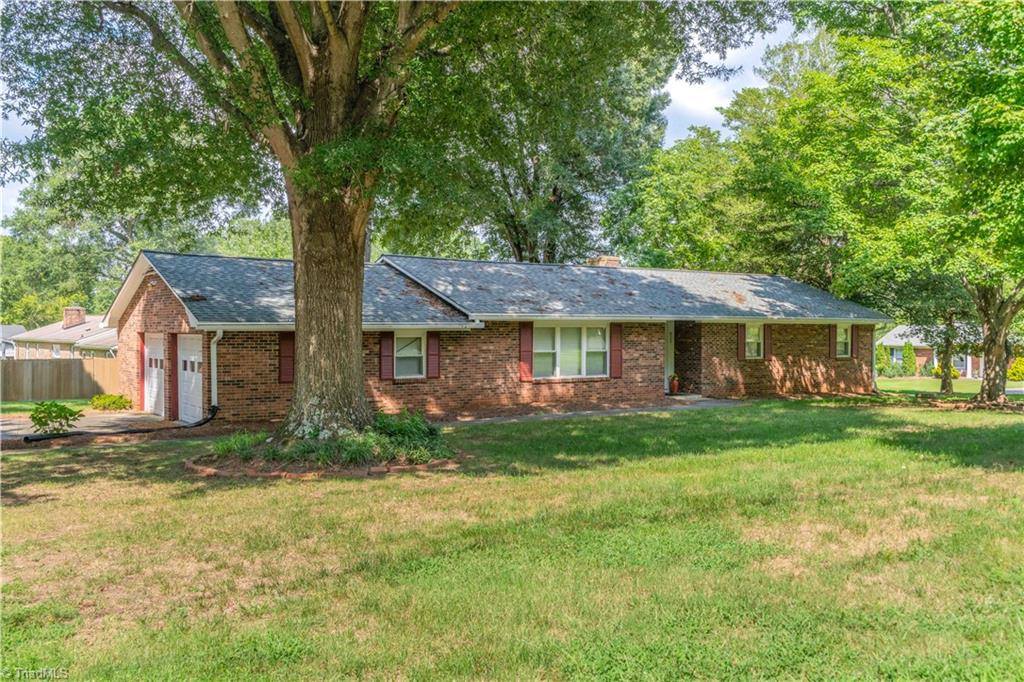 825 Reynolds Road, Lewisville, NC 27023