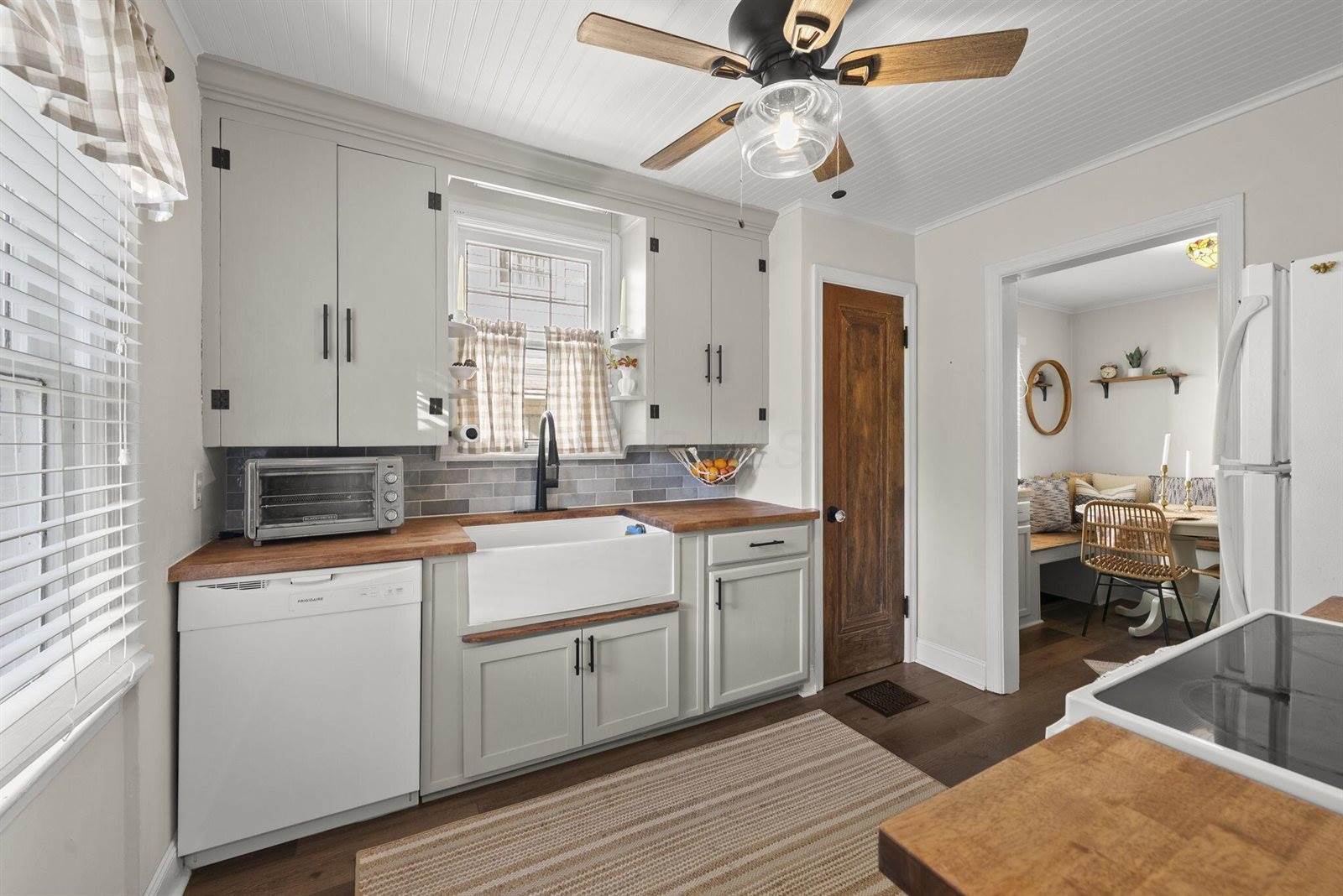 895 Grandon Avenue, Bexley, OH 43209