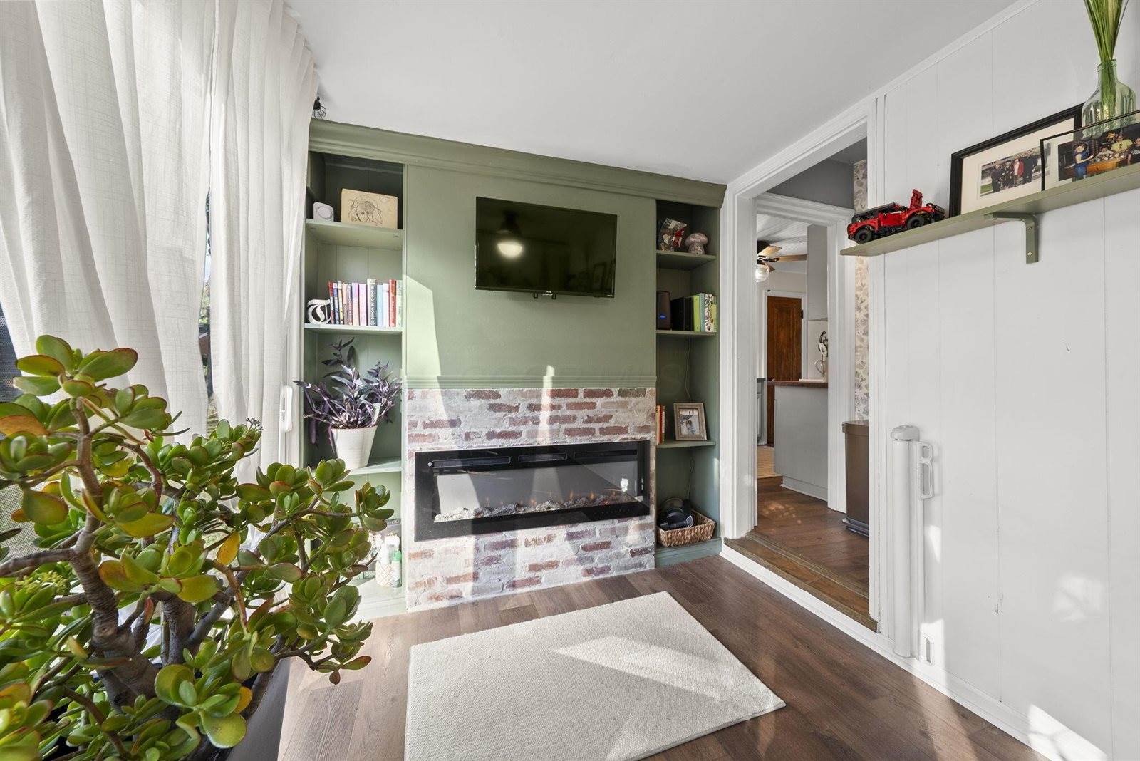 895 Grandon Avenue, Bexley, OH 43209