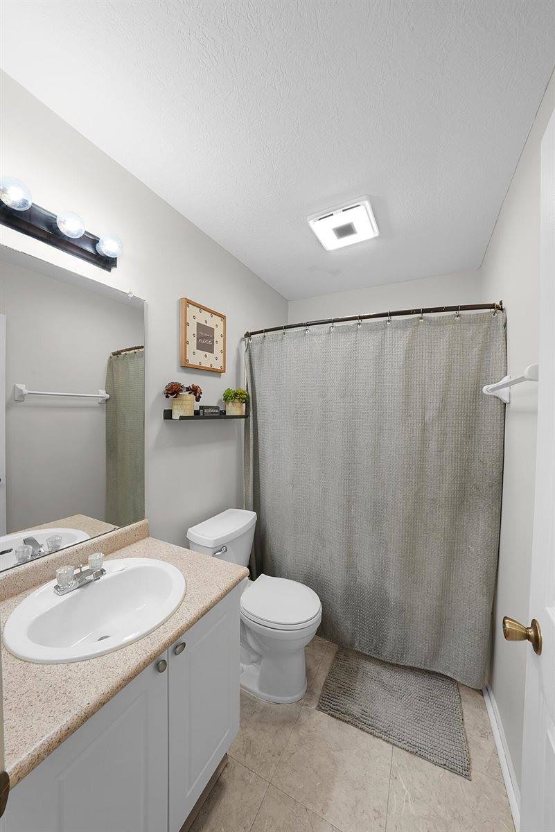 366 Preswicke Mill, Columbus, OH 43004