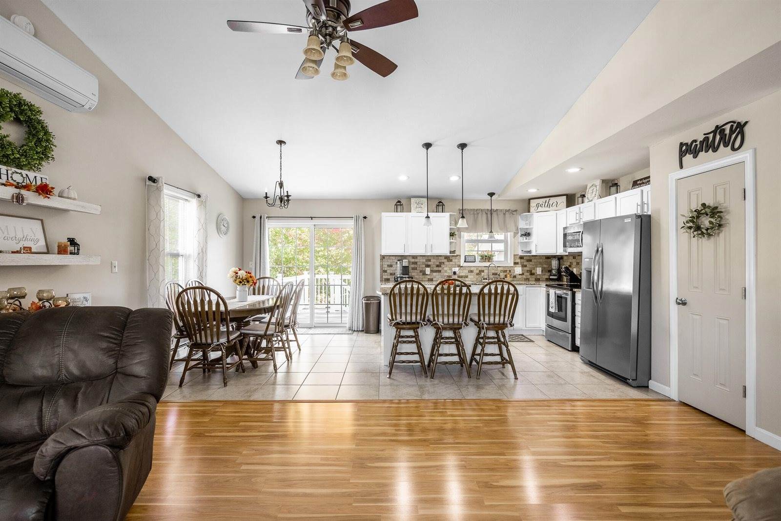 63 Molly Lane, Bangor, ME 04401