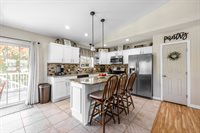 63 Molly Lane, Bangor, ME 04401