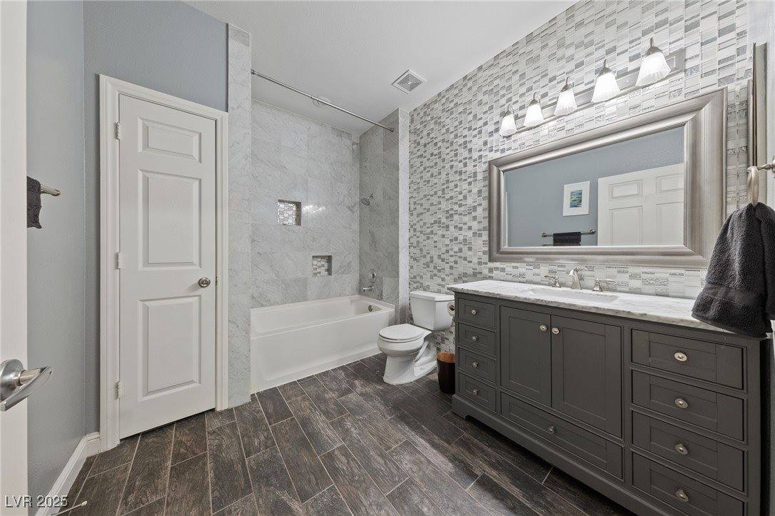 5250 South Rainbow Boulevard, Las Vegas, NV 89118