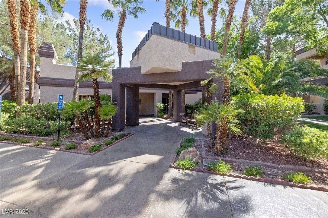 5250 South Rainbow Boulevard, Las Vegas, NV 89118