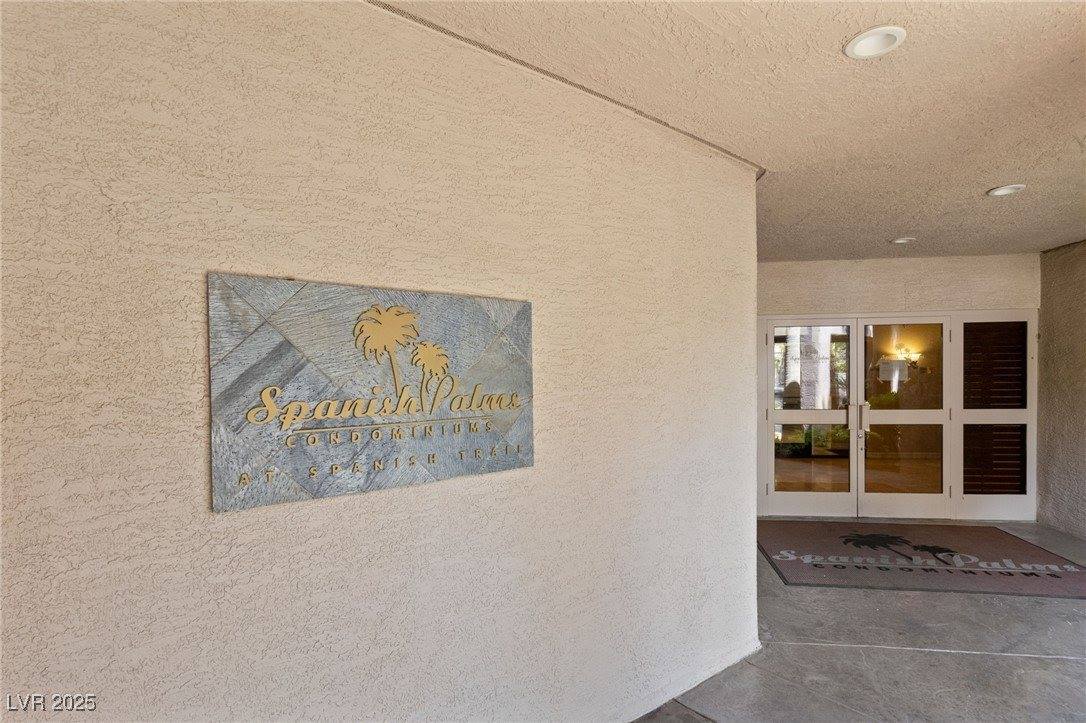 5250 South Rainbow Boulevard, Las Vegas, NV 89118