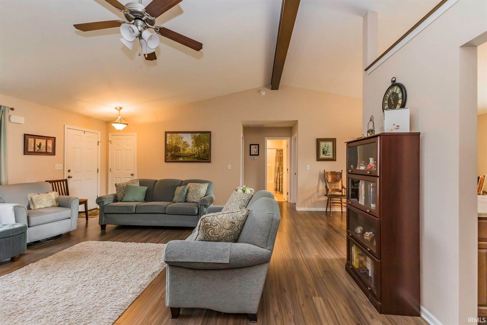 1816 Sandal Wood Drive, Yorktown, IN 47396