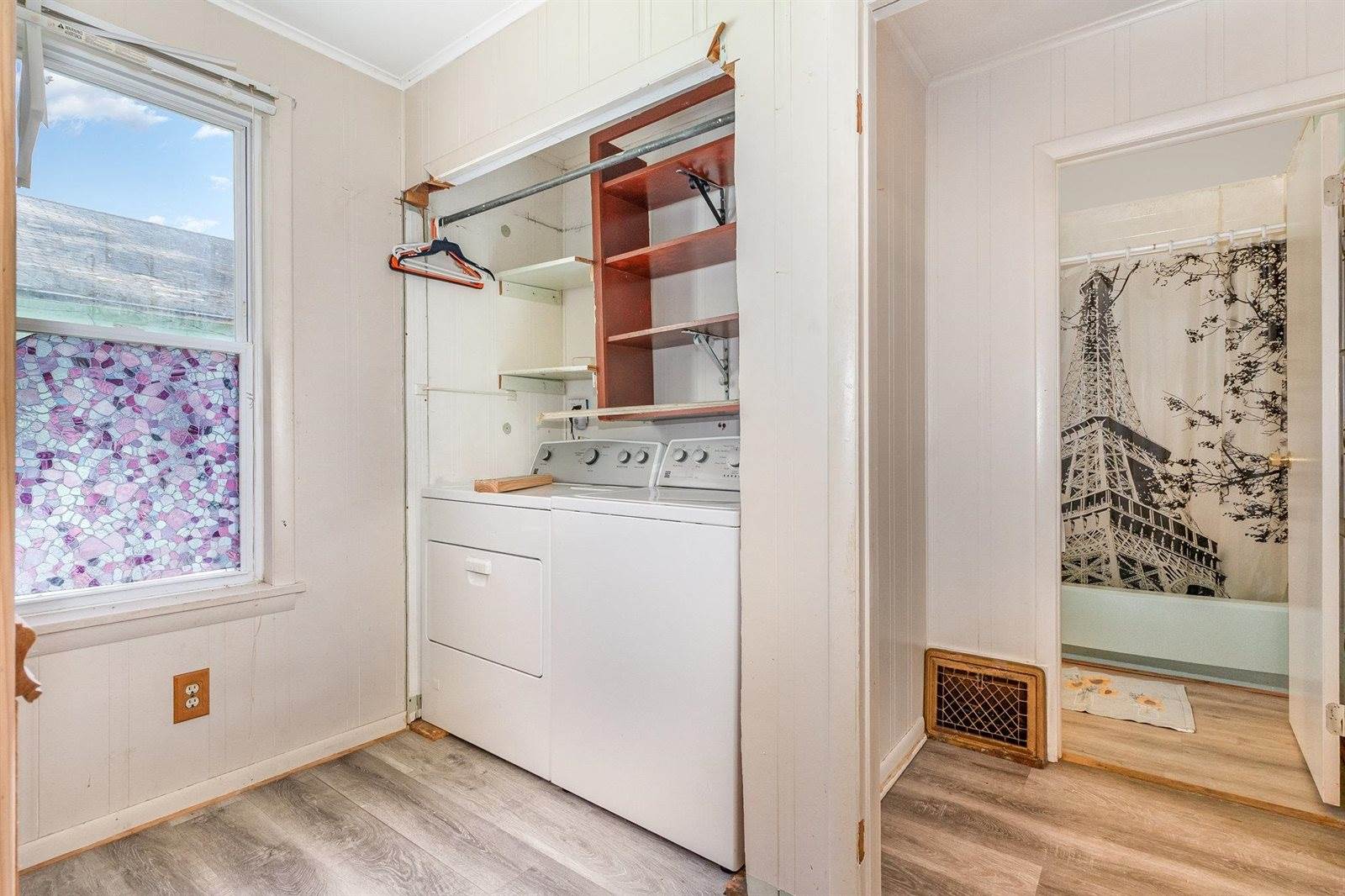 1010 13th Street, Bay City, MI 48708