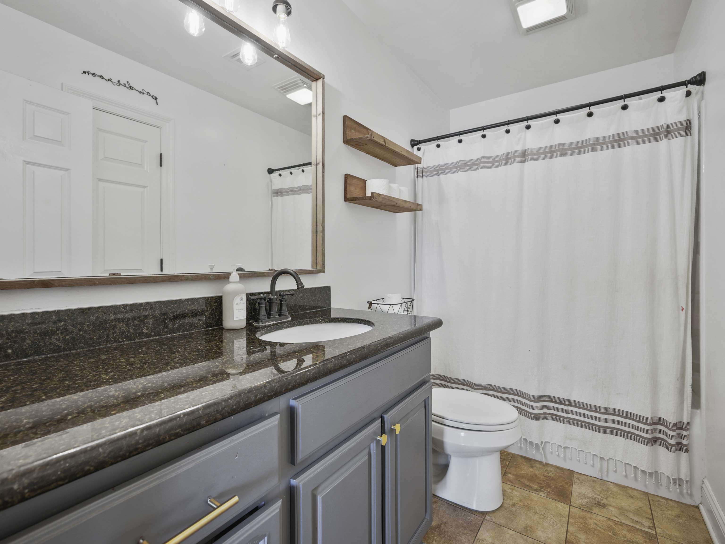 208 N Willow Street, Lockport, LA 70374