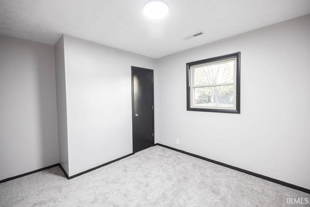 300 W Horizon Road, Muncie, IN 47303