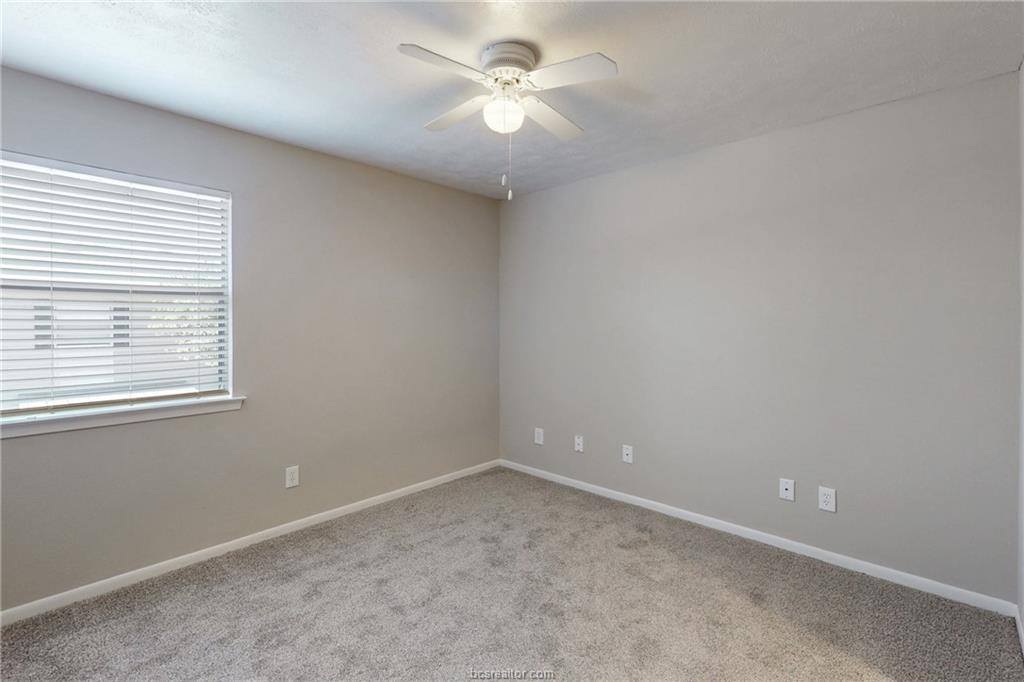 1409 Airline Drive, College Station, TX 77845