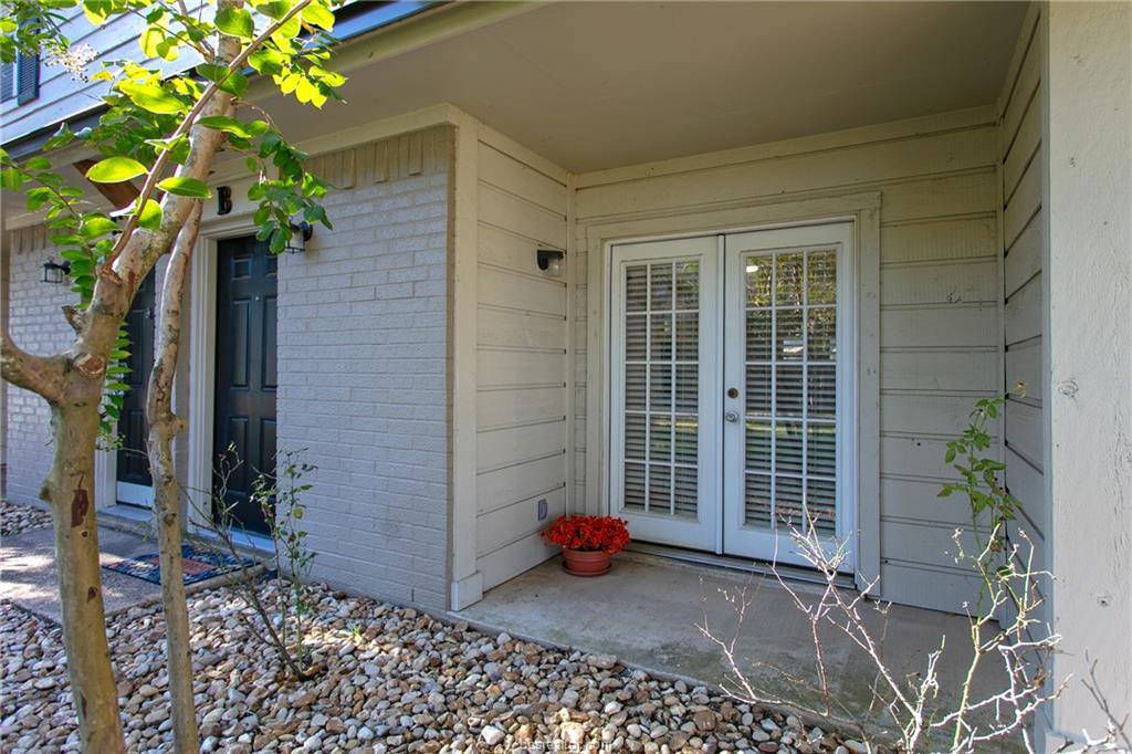 1409 Airline Drive, College Station, TX 77845