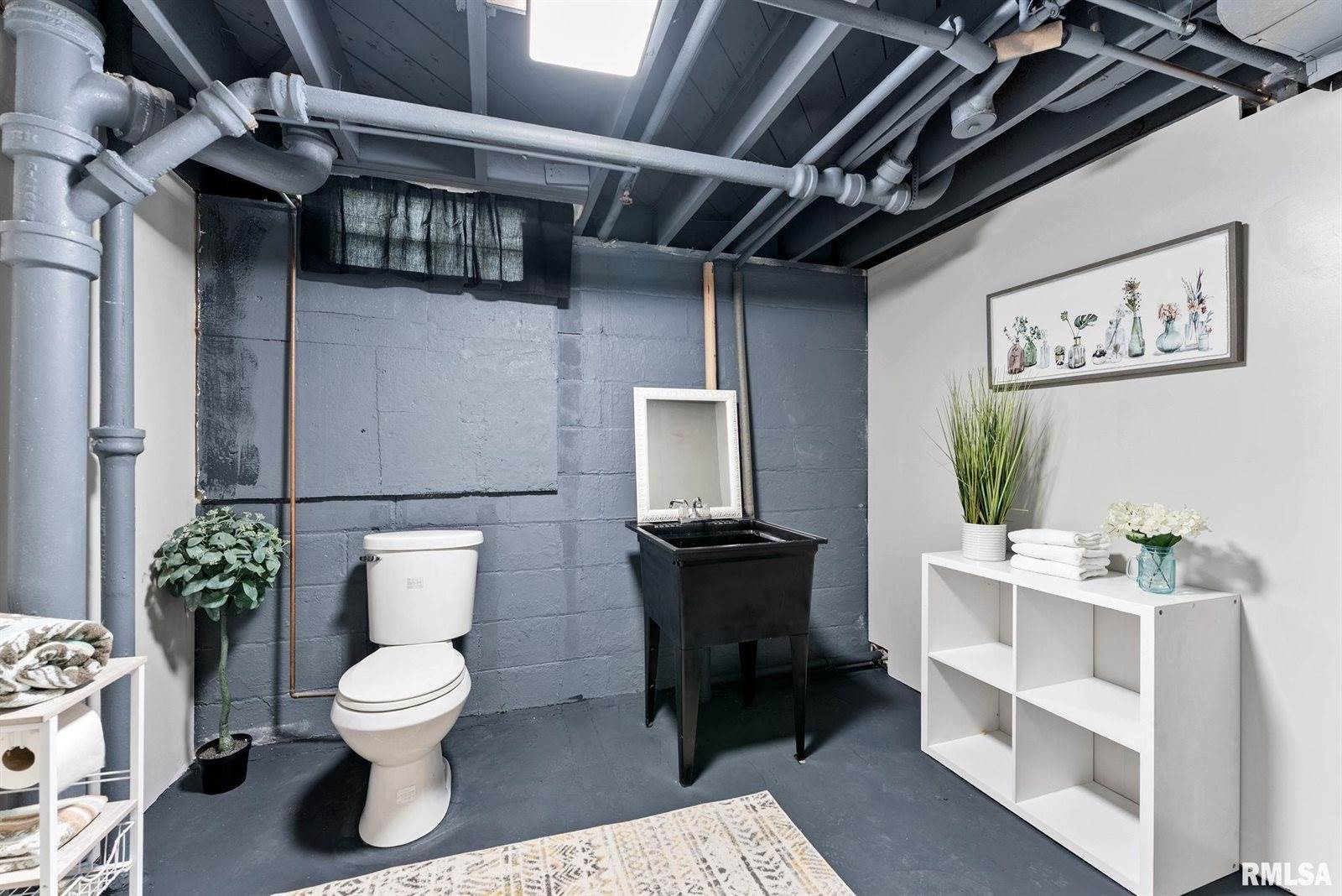 1112 44TH Street, Rock Island, IL 61201