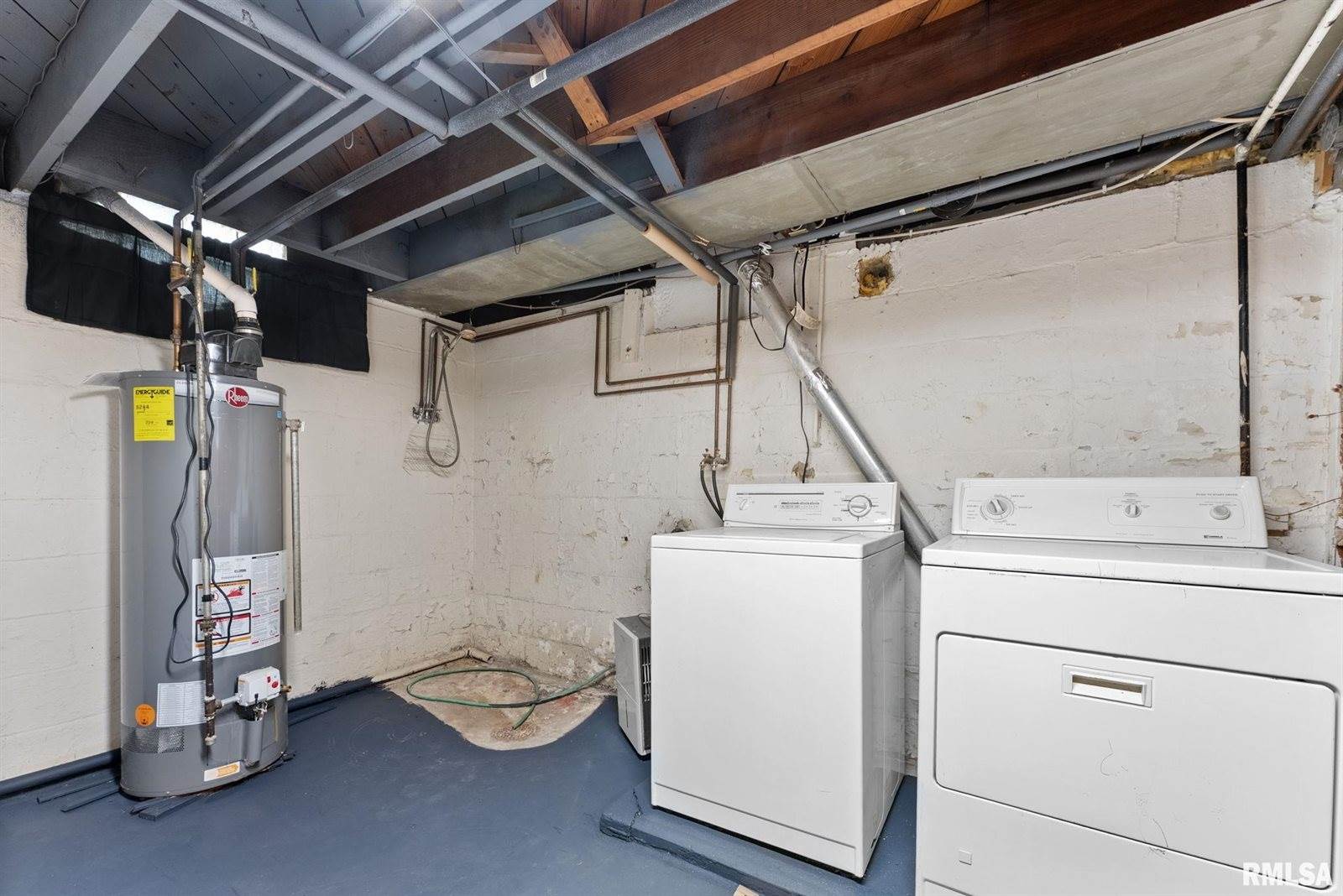 1112 44TH Street, Rock Island, IL 61201