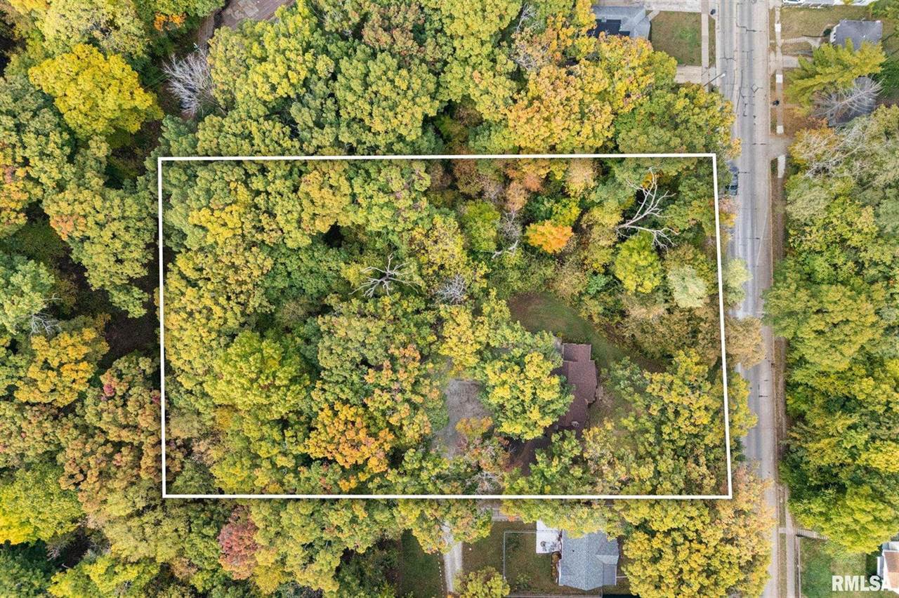 1112 44TH Street, Rock Island, IL 61201