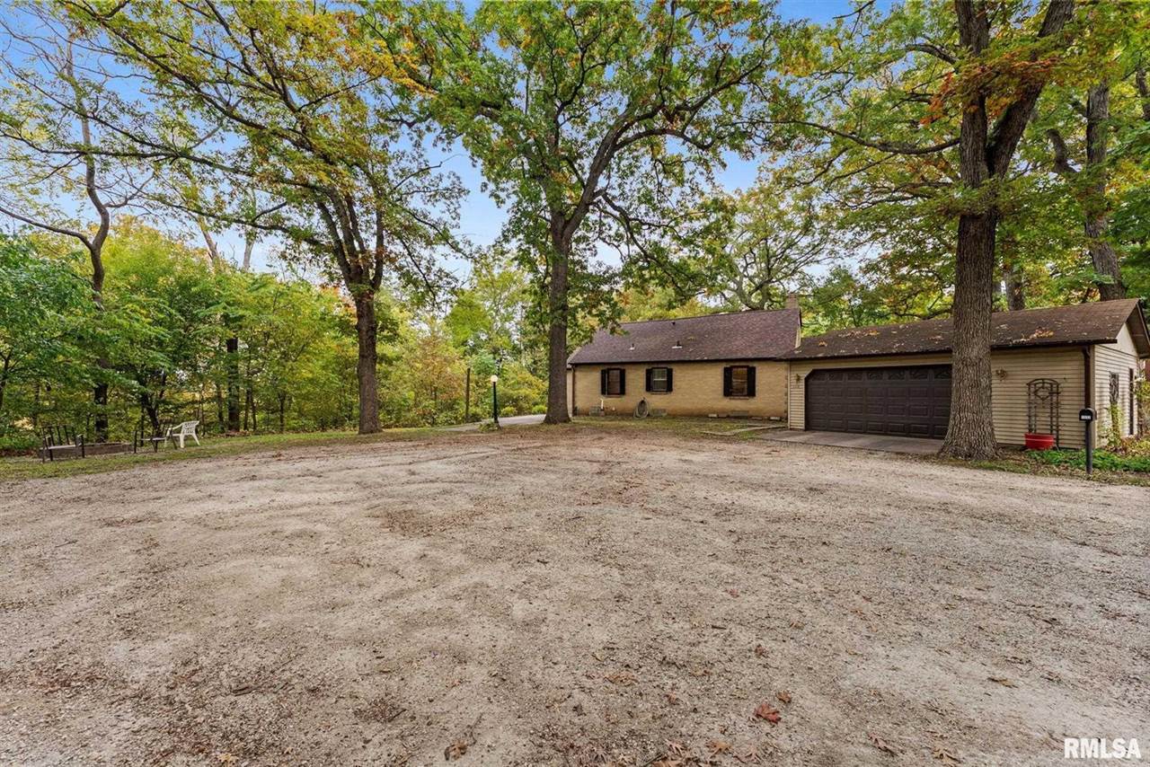 1112 44TH Street, Rock Island, IL 61201