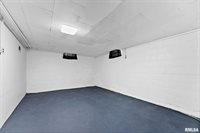 1112 44TH Street, Rock Island, IL 61201