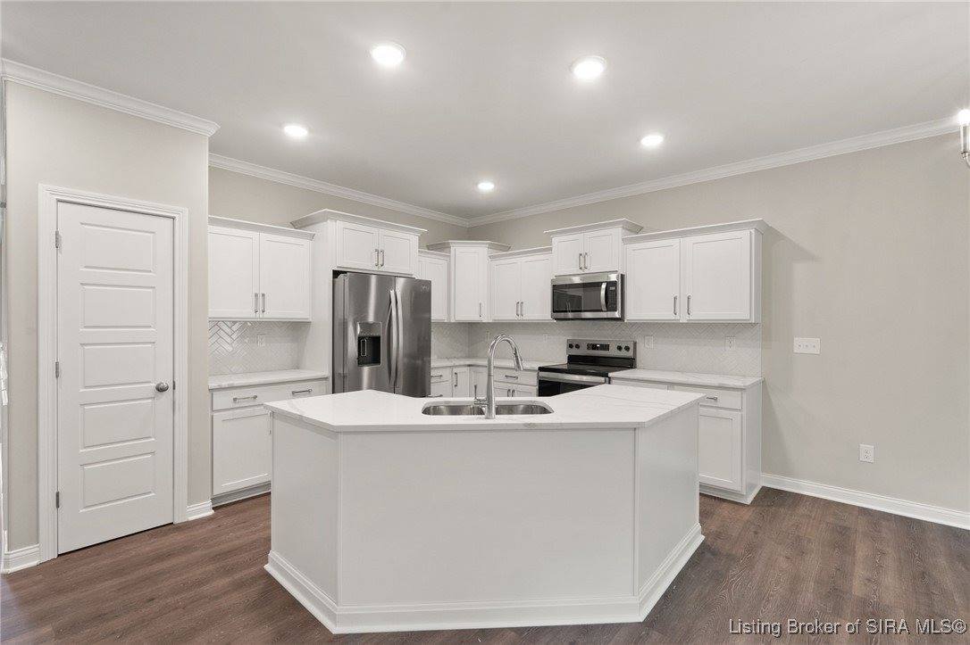 833 Kings Court, Memphis, IN 47143