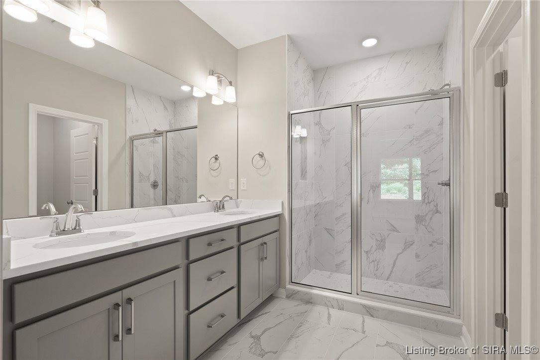 833 Kings Court, Memphis, IN 47143