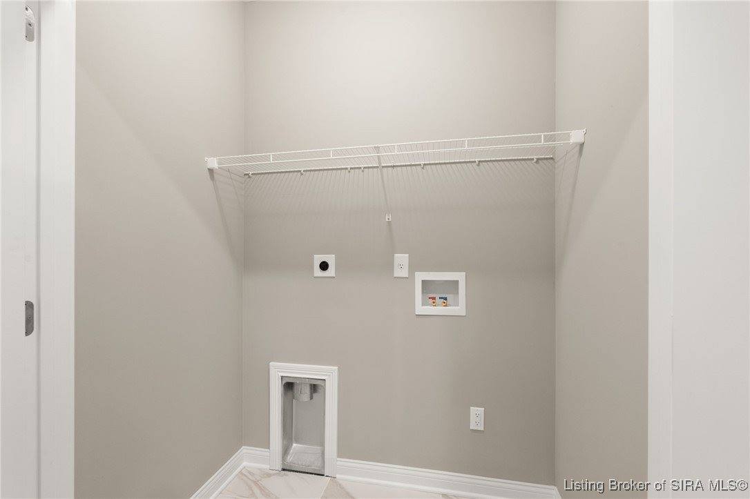 1557 Cypress Cove NW, Corydon, IN 47112