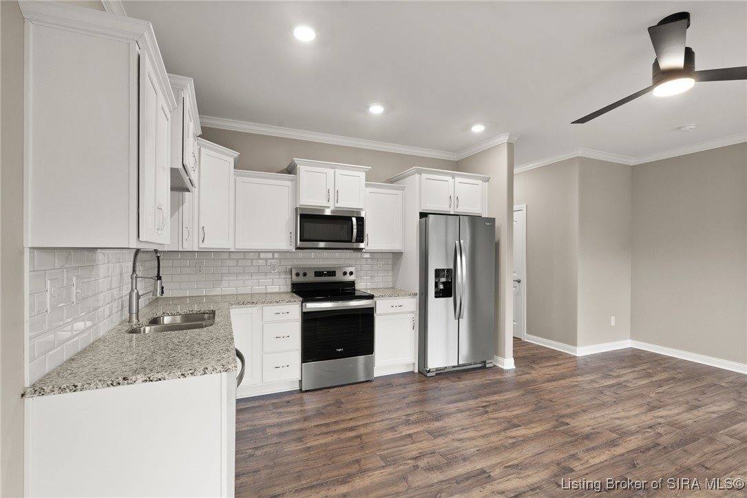 1555 Cypress Cove NW, Corydon, IN 47112