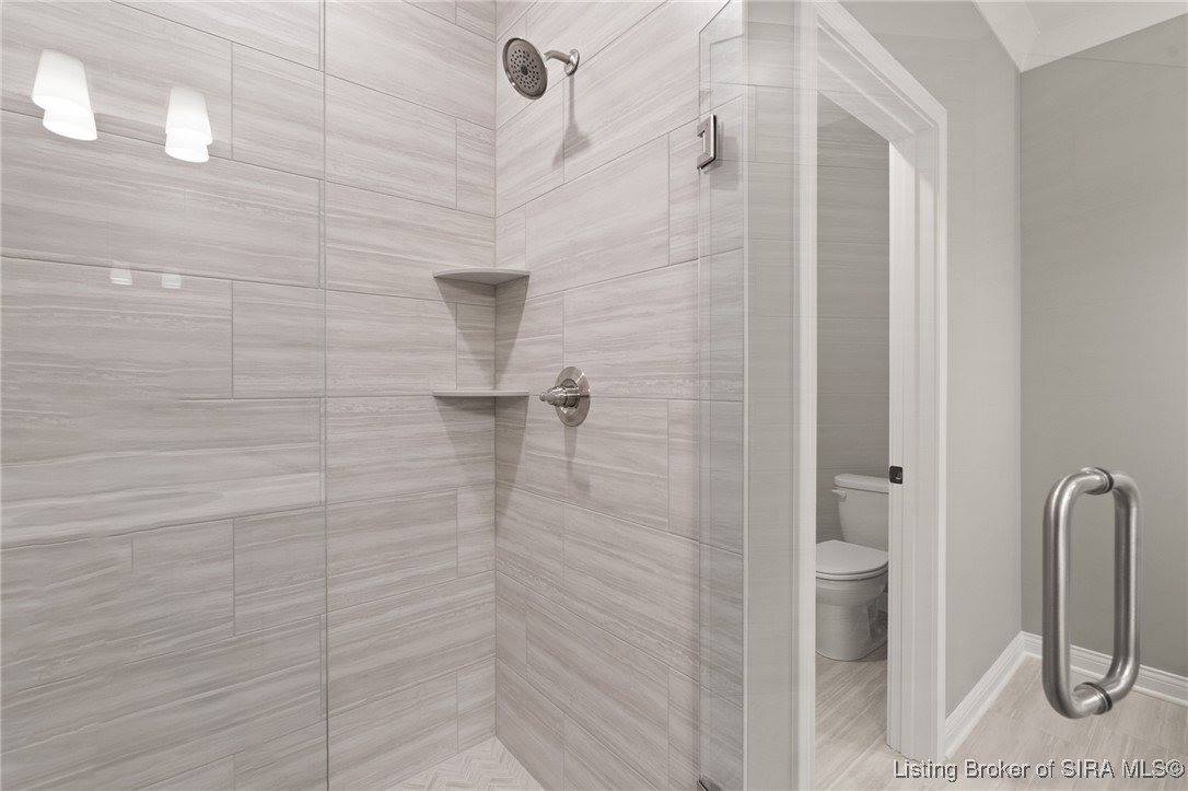 2103 Loop Island Way, New Albany, IN 47150