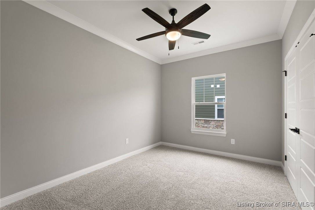 2103 Loop Island Way, New Albany, IN 47150