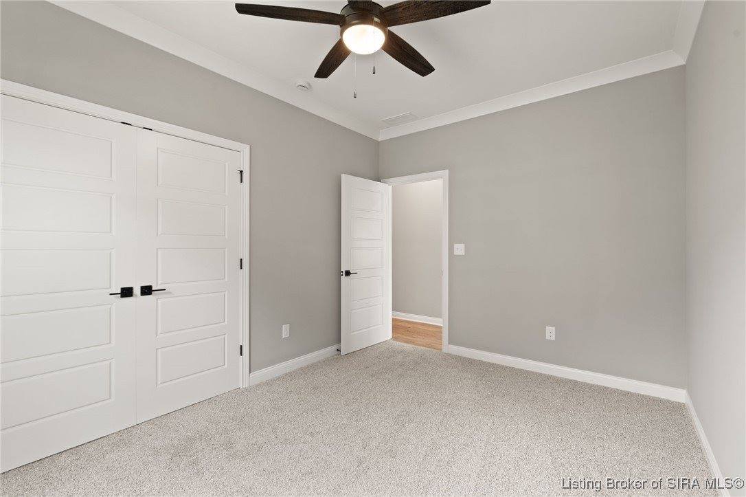 2103 Loop Island Way, New Albany, IN 47150