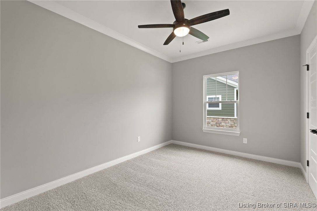 2103 Loop Island Way, New Albany, IN 47150